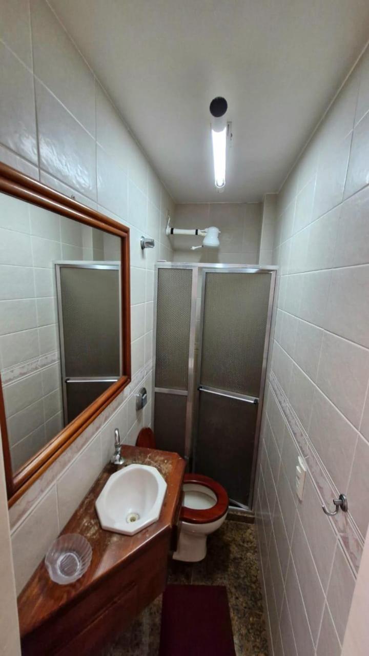 Localizacao Imbativel! A 98M Da Praia Do Forte Com Conforto, Ar-Condicionado E Estacionamento! Cabo Frío Exterior foto