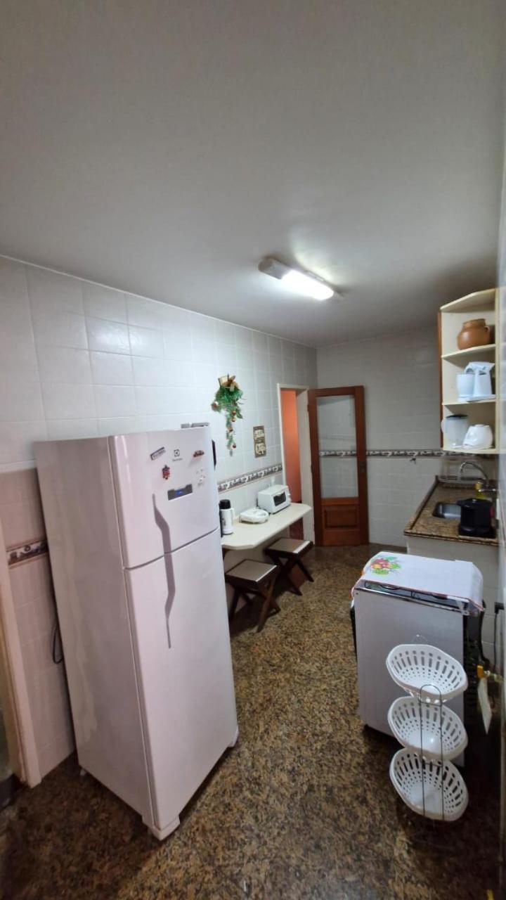 Localizacao Imbativel! A 98M Da Praia Do Forte Com Conforto, Ar-Condicionado E Estacionamento! Cabo Frío Exterior foto