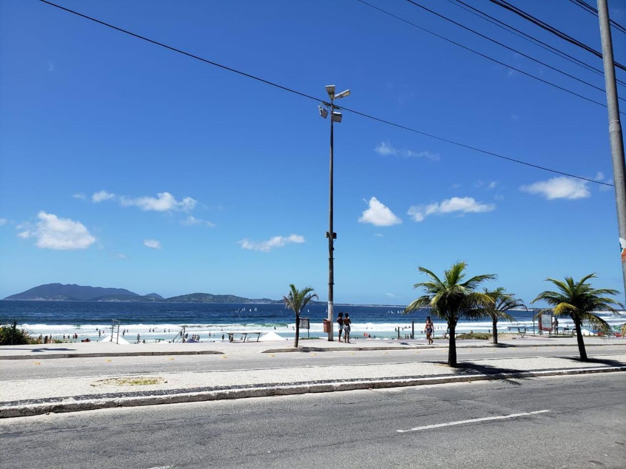 Localizacao Imbativel! A 98M Da Praia Do Forte Com Conforto, Ar-Condicionado E Estacionamento! Cabo Frío Exterior foto